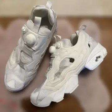 Reebok INSTAPUMP FURY 화이트 스니커즈