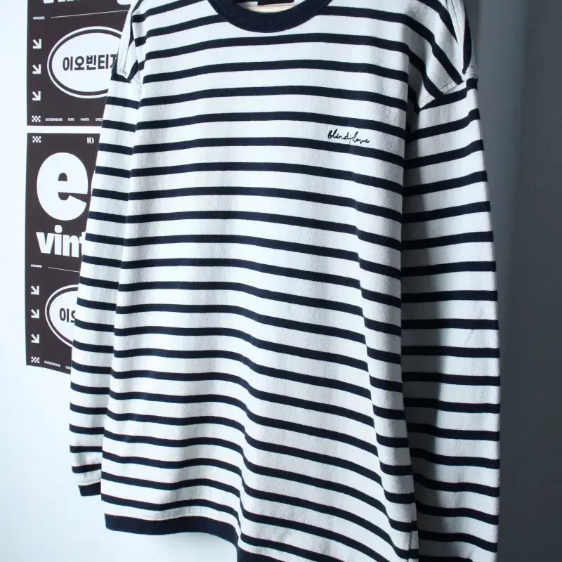 (L-XL) 다이아몬드 레이라 긴팔티셔츠 스트라이프 네이비-H35324