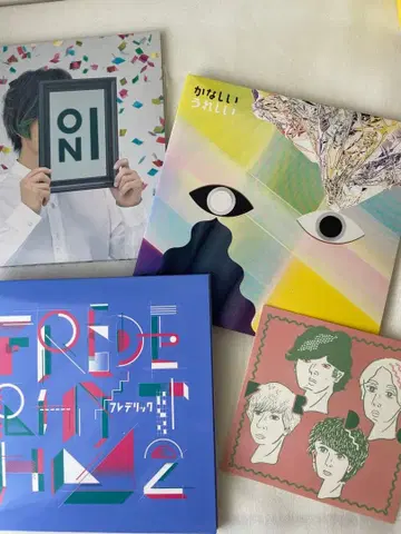 프레데릭 CD 앨범 3장 세트 + 스티커 포함