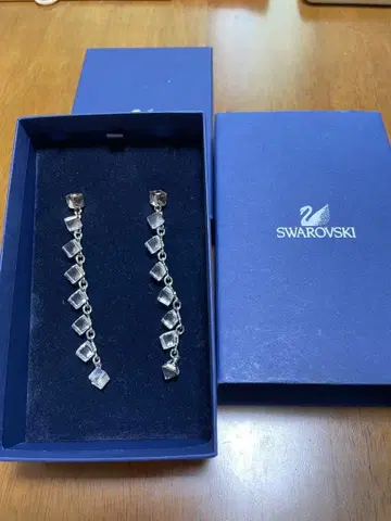 스와로브스키 드롭 귀걸이