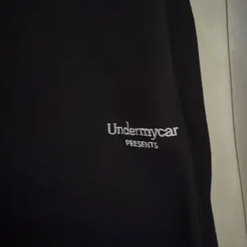 undermycar presents 블랙 스웨트 팬츠