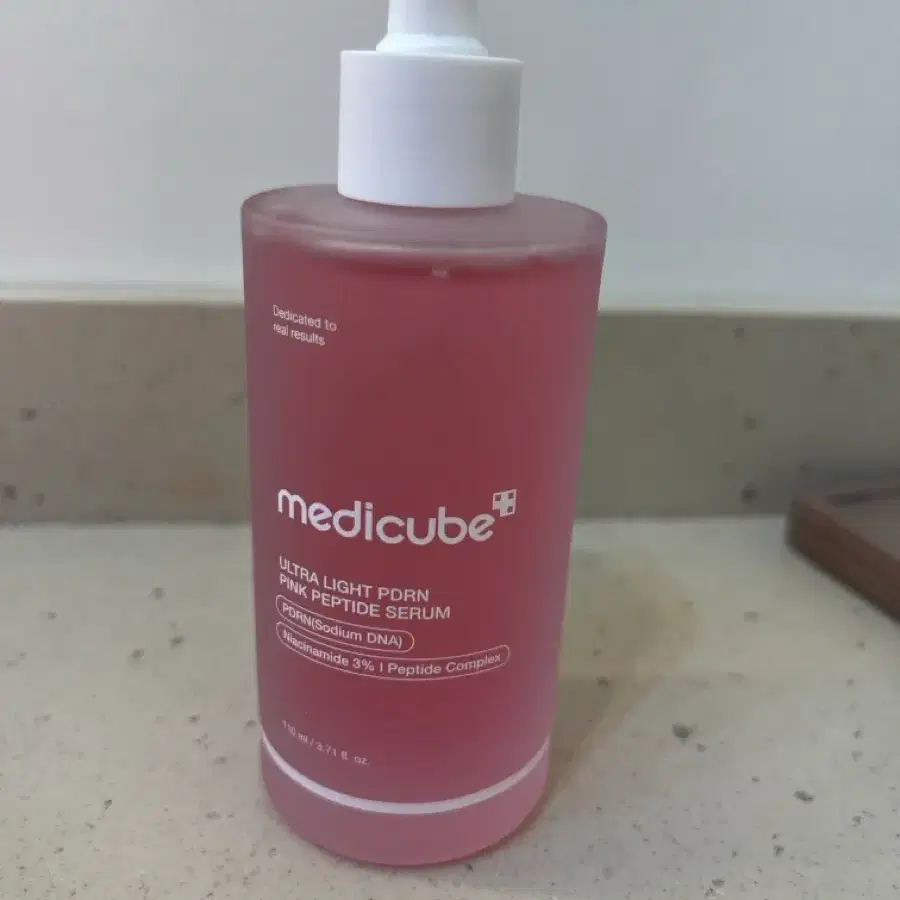메디큐브울트라펩타이드앰플 (새상품) 110ml