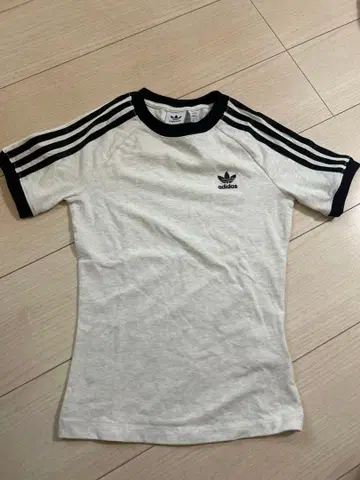 adidas T셔츠 XS