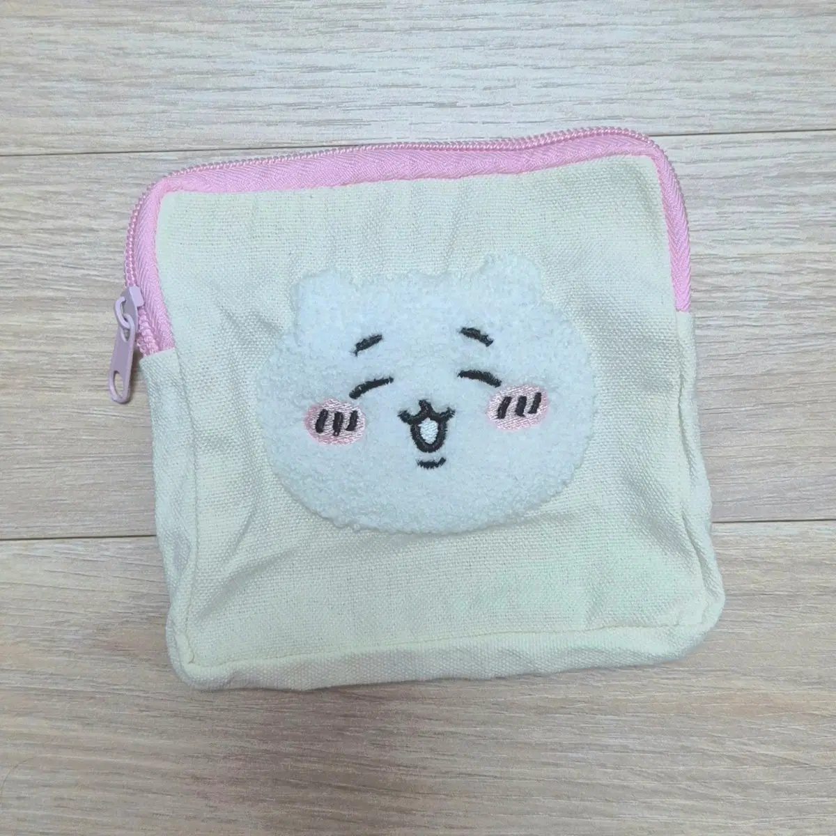 오늘까지특가)먼작귀 치이카와 화이트 파우치