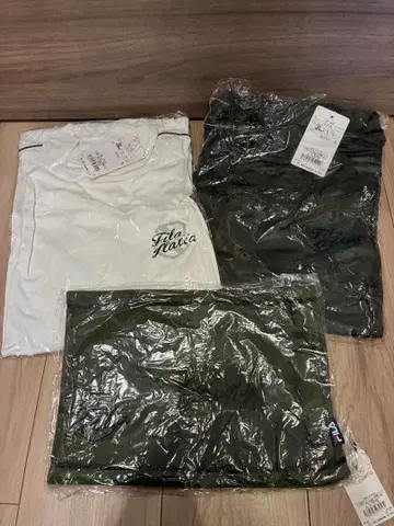 [미사용 새상품] Fila 터틀넥 긴팔 3L 2벌 + 넥워머