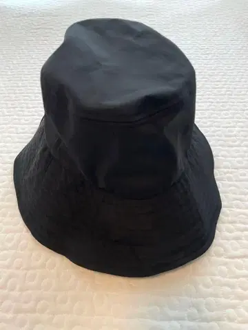 FORME 버킷햇 블랙 히가시하라 아키