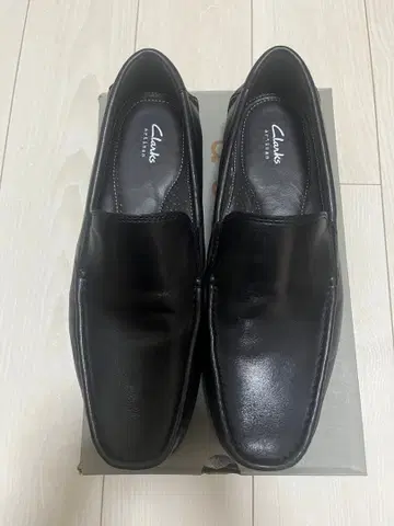 Clarks Finer Sun 블랙 가죽 26.5cm 슬립온