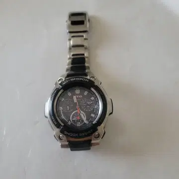 CASIO G-SHOCK MT-G 손목시계