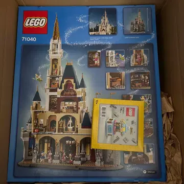 LEGO Disney Cinderella Castle 71040