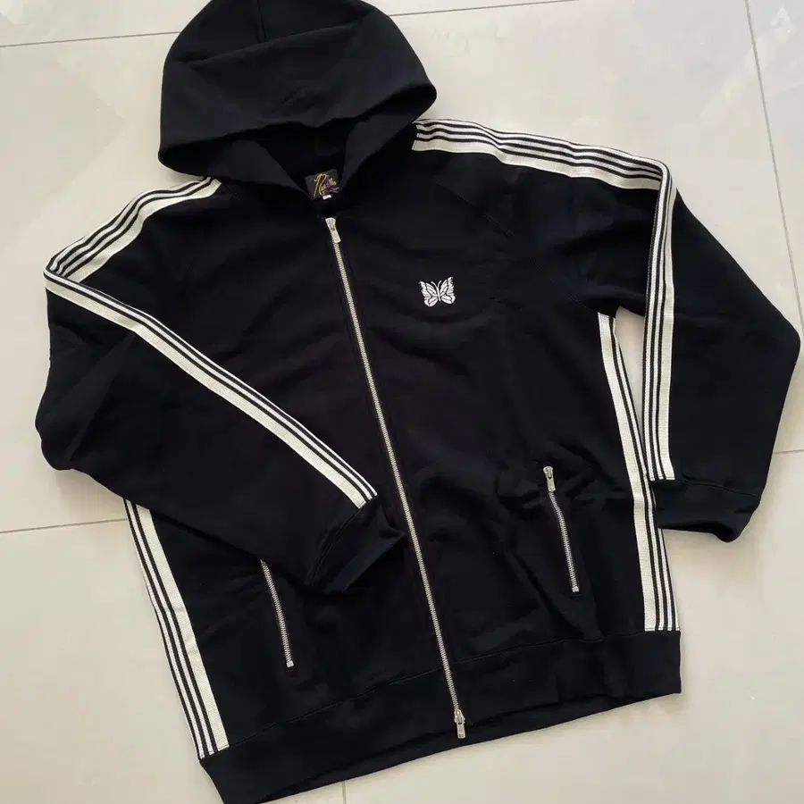 Needles 니들스 zip track hoody