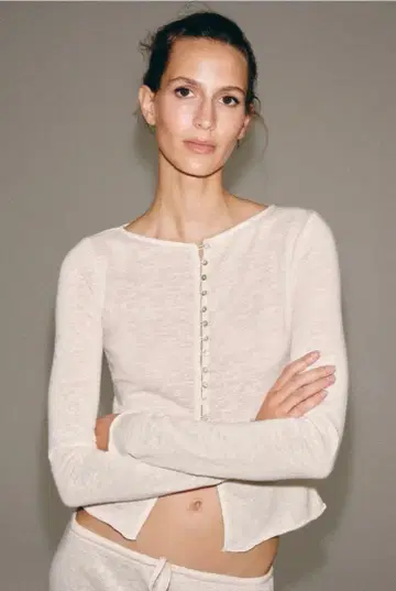 [ 미사용 새상품 ] ZARA 러스틱T셔츠 S 에크루 택 포함