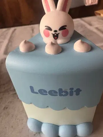 Stray Kids Leebit 케이크형 피규어