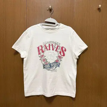 RAIVE 빈티지 로즈 그래픽 티셔츠