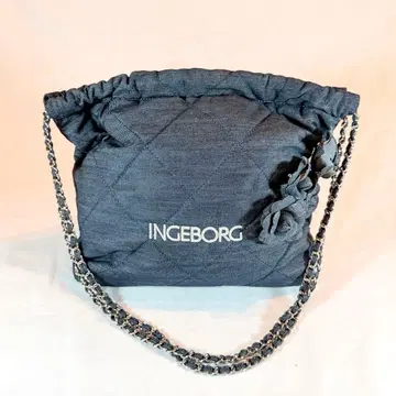 INGEBORG 잉게보그 까멜리아 체인 숄더백 퀼팅