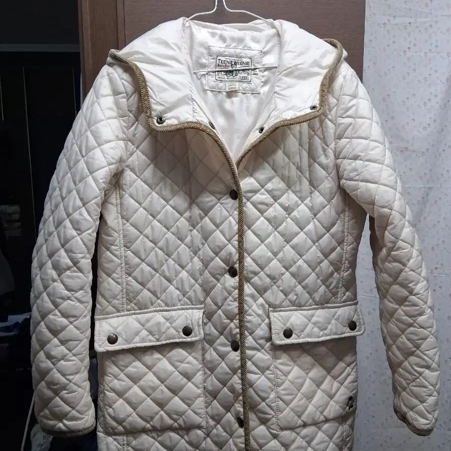 티니위니 퀼팅 자켓 베이지(100)