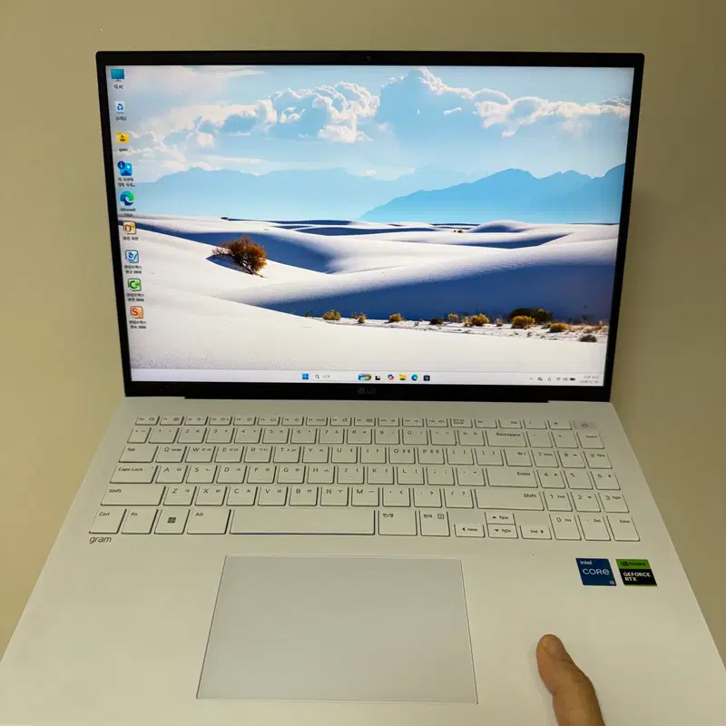 그램 노트북 엘지 16인치 13세대 ram 32G ssd 512G win11