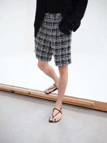 HOMESPUN SUMMER TWEED SHORTS