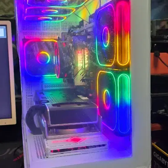 RYZEN9 7950X3D 게이밍컴퓨터본체