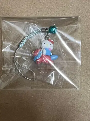 레어 지역 한정 키티 스트랩 펜던트_오키나와 한정 시사