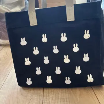 미피 토트백 블랙