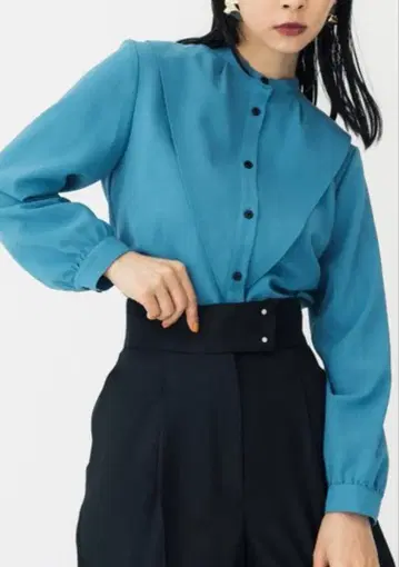 유나이티드 도쿄 블라우스 블루 긴팔