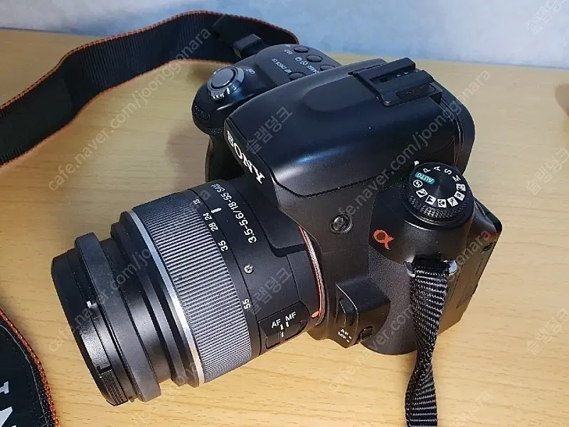 소니 알파 카메라 18-55mm 렌즈 포함