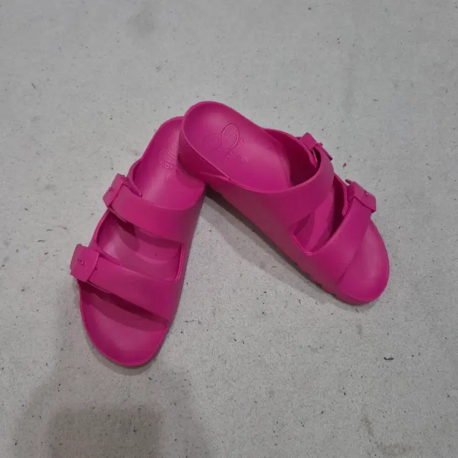 SCHOLL 샌들37