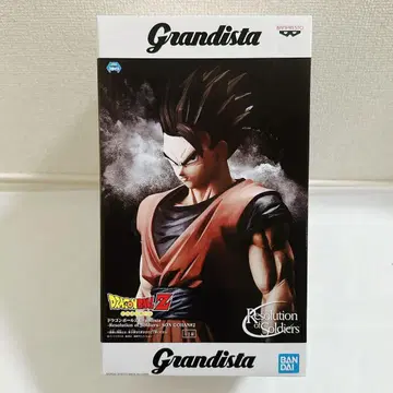 드래곤볼 Z Grandista 얼티밋 손오반 피규어