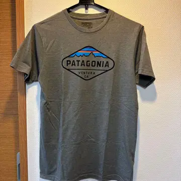 Patagonia 로고 프린트 T셔츠 그레이 S사이즈