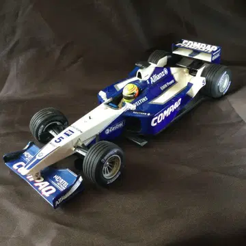 Williams BMW FW23 2001 1/18 MINICHAMPS