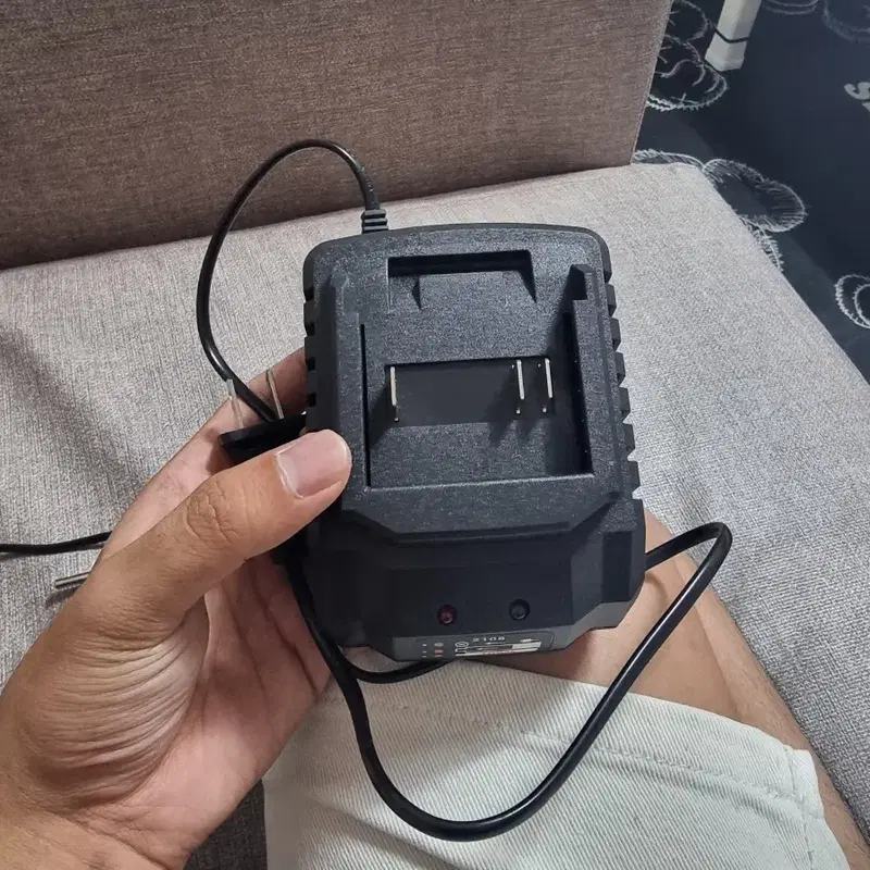마끼다 호환 충전기