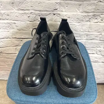 ZARA 레이스업 통굽 로퍼 블랙 37 24.0cm(B-14)