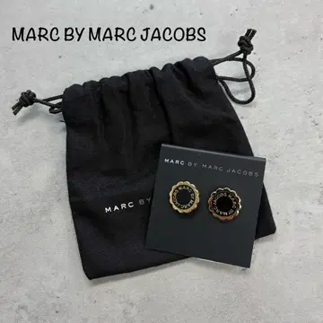 새상품급 MARC BY MARC JACOBS 귀걸이 스칼럽 꽃 플라워
