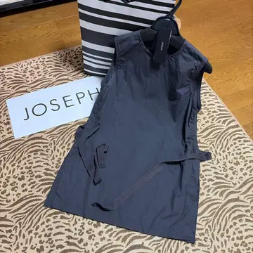 새상품 JOSEPH(조셉) 멋스러운 슬리브리스 셔츠 블라우스 티셔츠