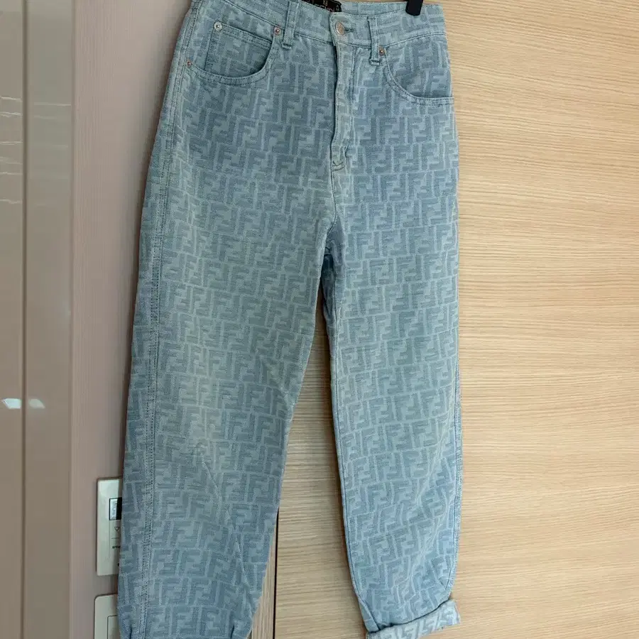 펜디 데님 팬츠