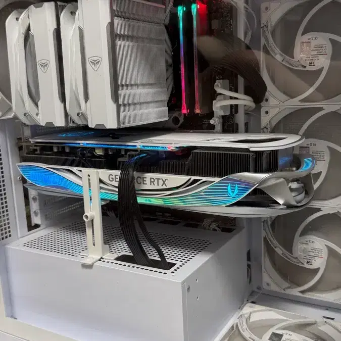 7800x3d rtx4090 본체 팝니다