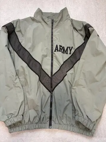 [새상품급 구제 의류] U.S.ARMY 미군 IPFU 자켓 카키 S 레귤러