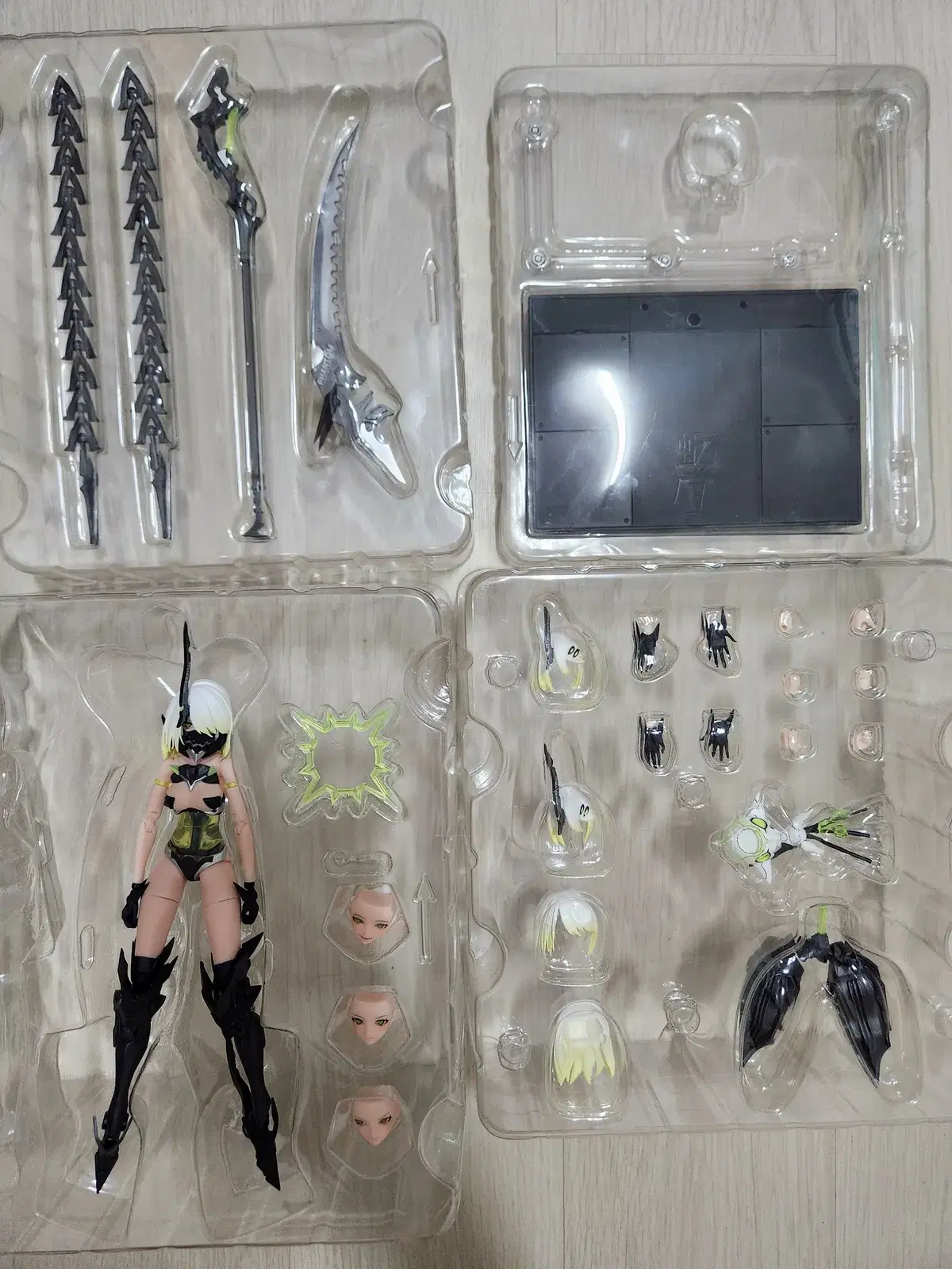 스네일쉘 1/12스케일 팬텀 데빌머신 환귀기각 형 액션피규어