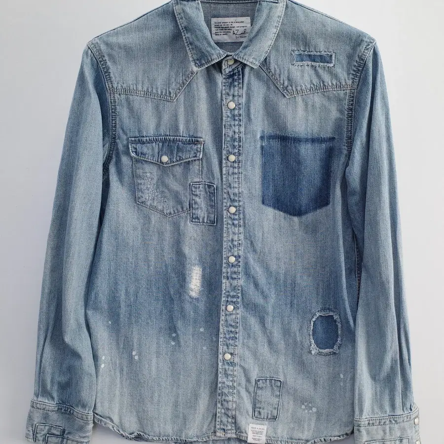 azul by moussy