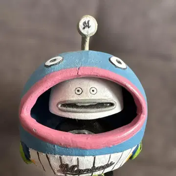 롯데 마린즈 수수께끼의 물고기 피규어
