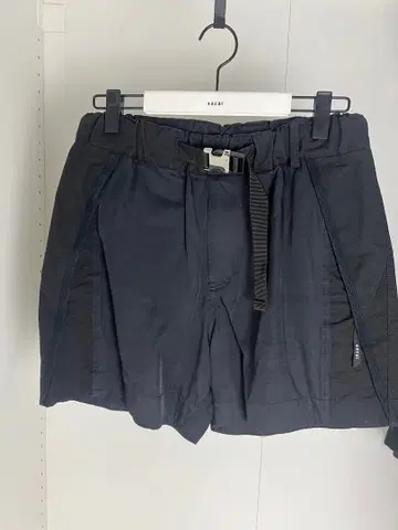 sacai 숏팬츠 블랙