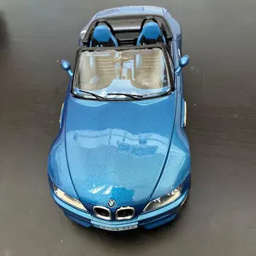 [ 부라고 1/18 BMW Z3 M 로드스터 ] 상자 없음