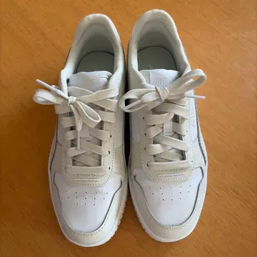 PUMA 스니커즈 23.5cm