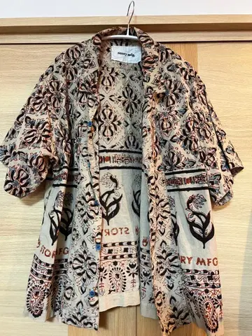 STORY mfg 오픈 카라 셔츠