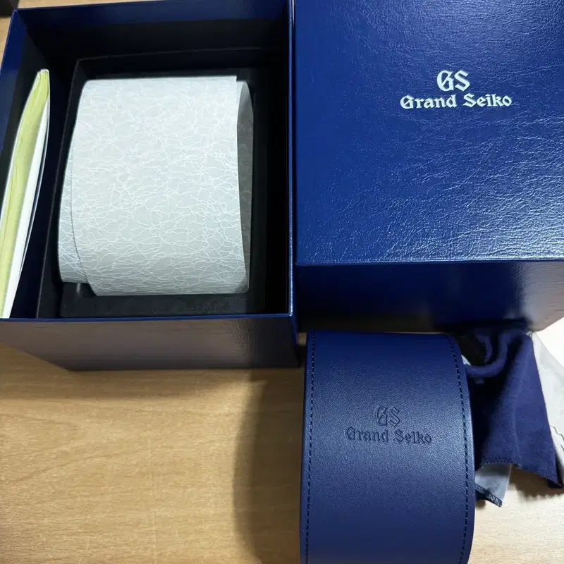 그랜드세이코 sbgp013 판매합니다