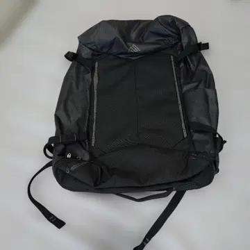 GREGORY COMPASS 40 백팩 블랙