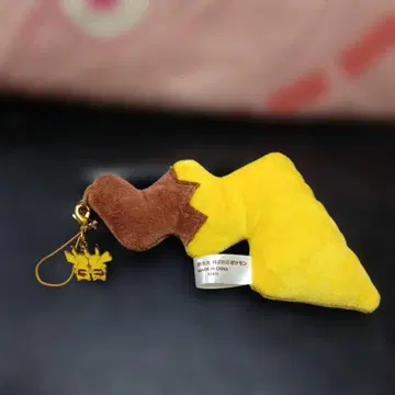 포켓몬 센터 페어 피카츄 꼬리 스트랩 ( 수컷 )