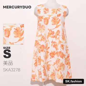 새상품급 MERCURYDUO 원피스 슬리브리스 플레어 꽃무늬 백 후크