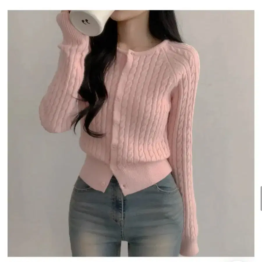 에이 꽈배기 레글런 가디건