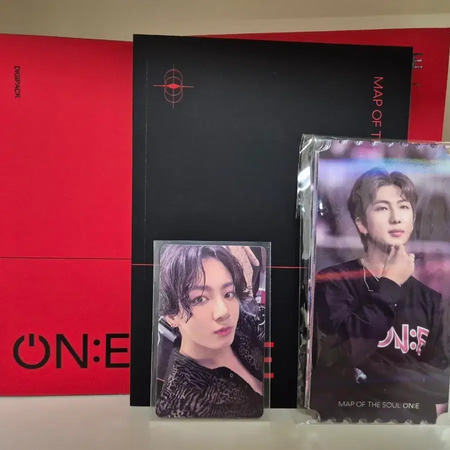 BTS map of the soul on:e 맵솔콘 dvd 풀세트 포카포함